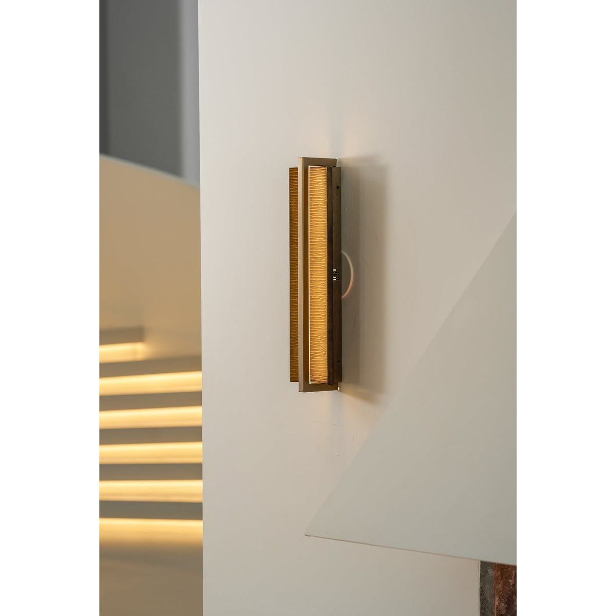 Hapa Art Deco Indoor Wall Light
