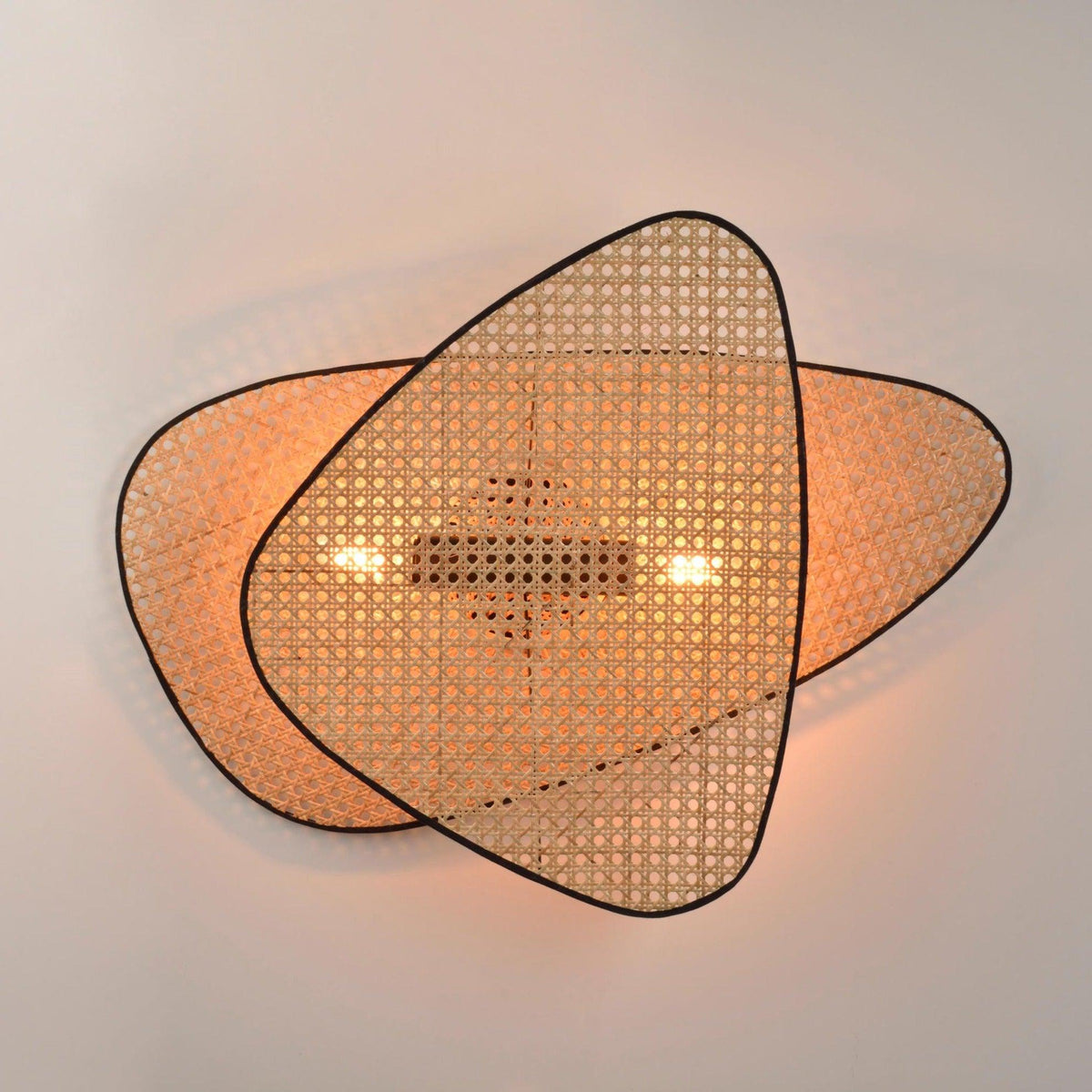 Caneira Art Natural Cannage Bamboo Sconce Wall lamp