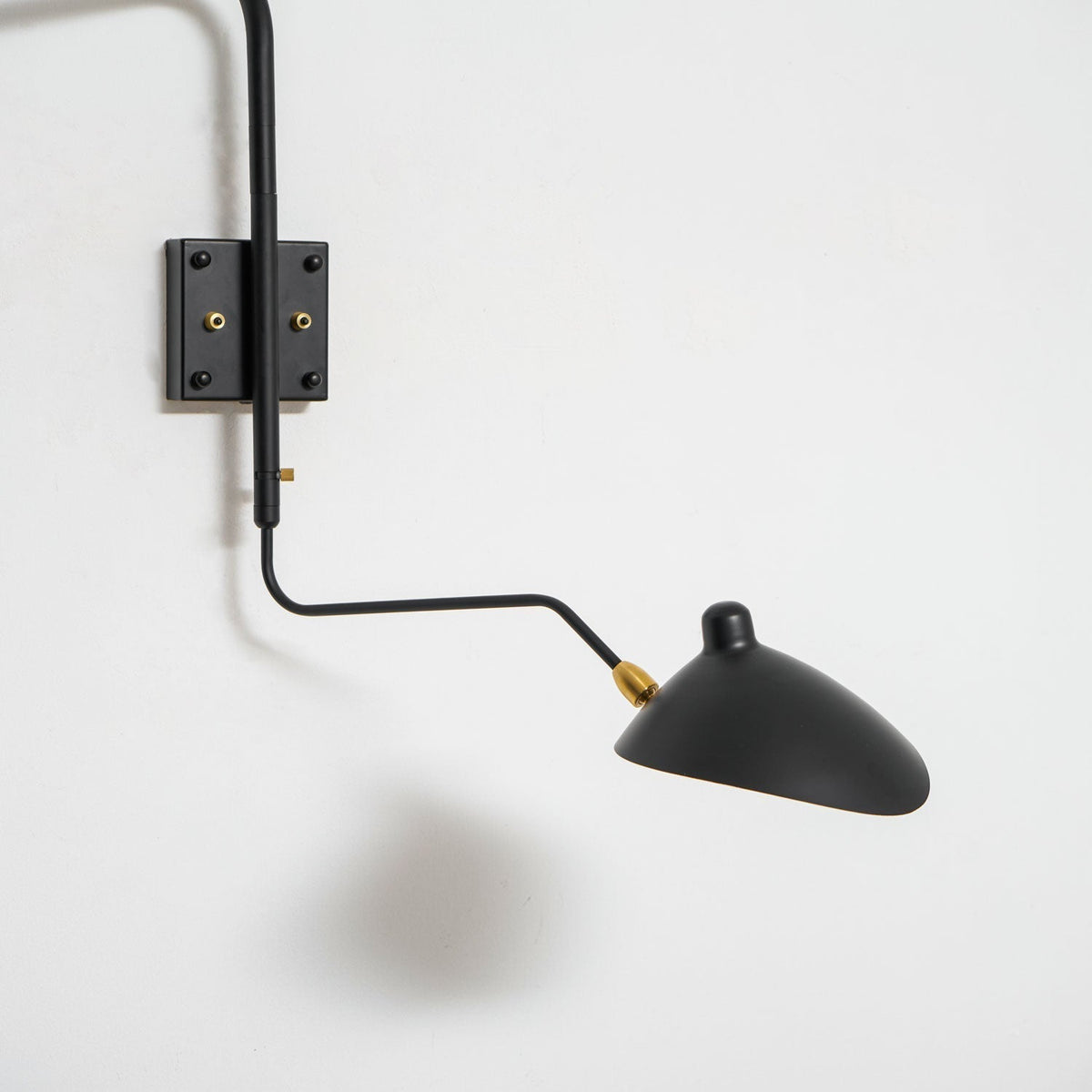 Avenarora Wall Sconce One-Arm