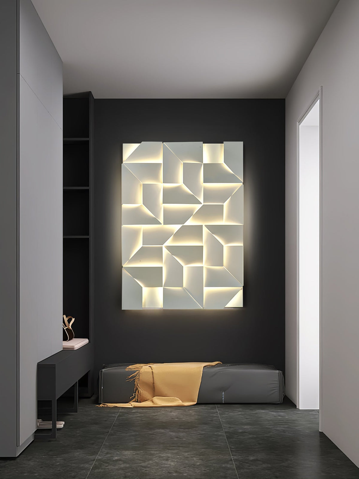 Wynor Shadows Grand Sconce Wall Lamp