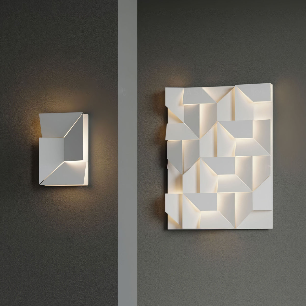 Wynor Shadows Grand Sconce Wall Lamp
