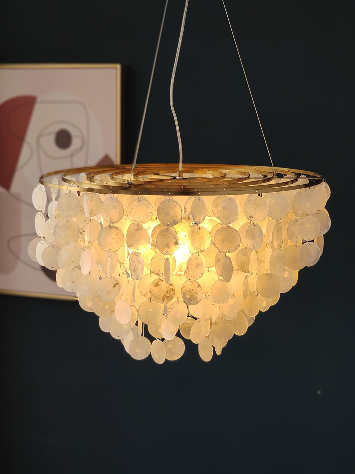 Esileth Postmodern Luxury Shell Wind Chime Chandelier