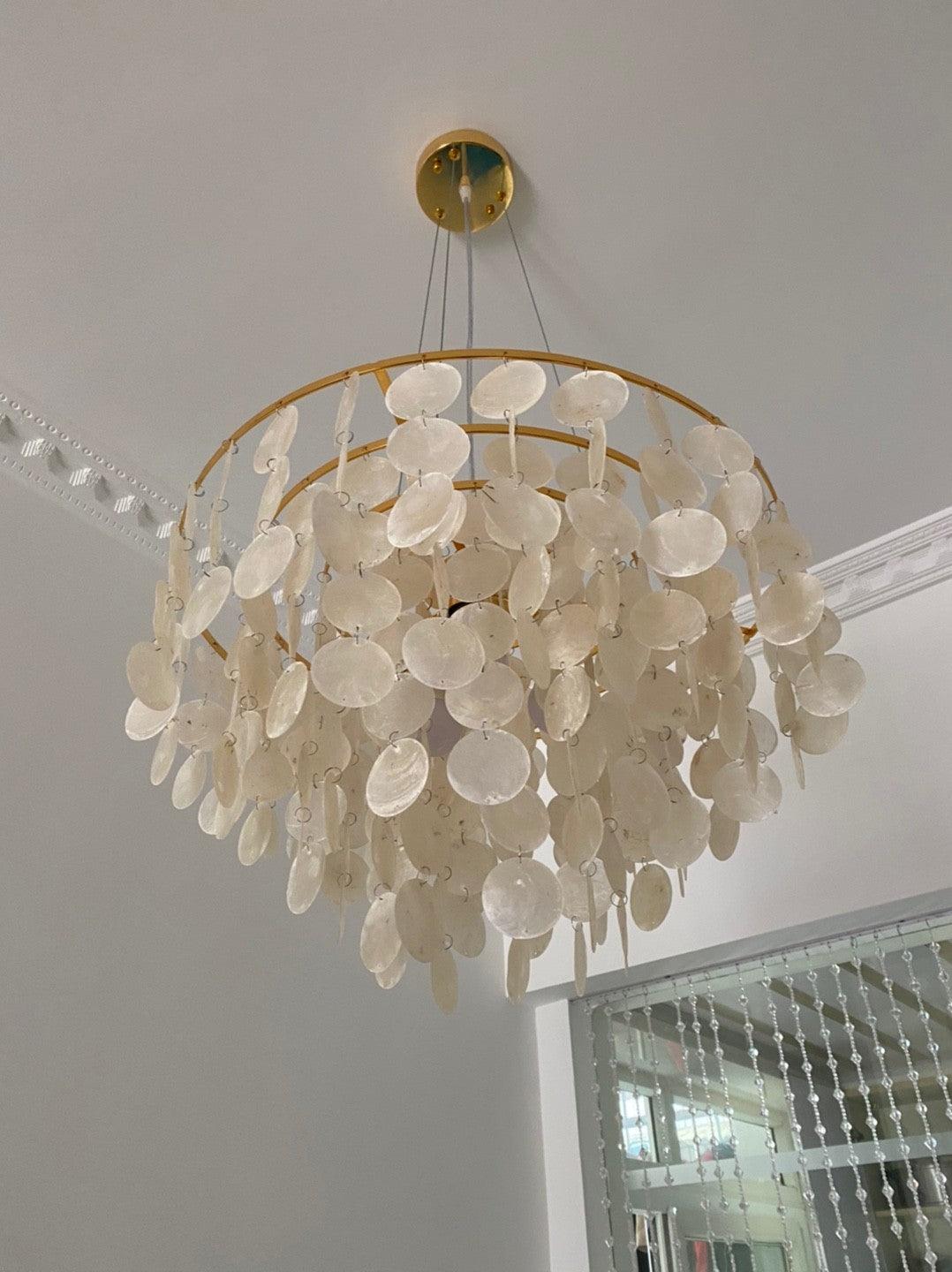 Esileth Postmodern Luxury Shell Wind Chime Chandelier