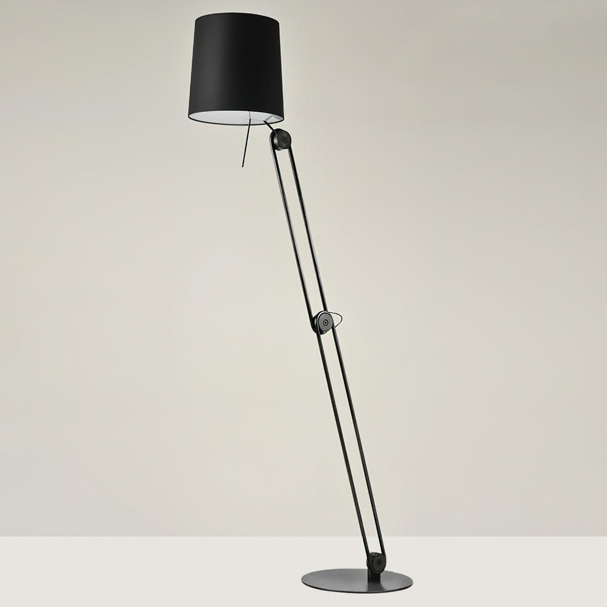 Zarina Minimalist Fabric Floor Lamp