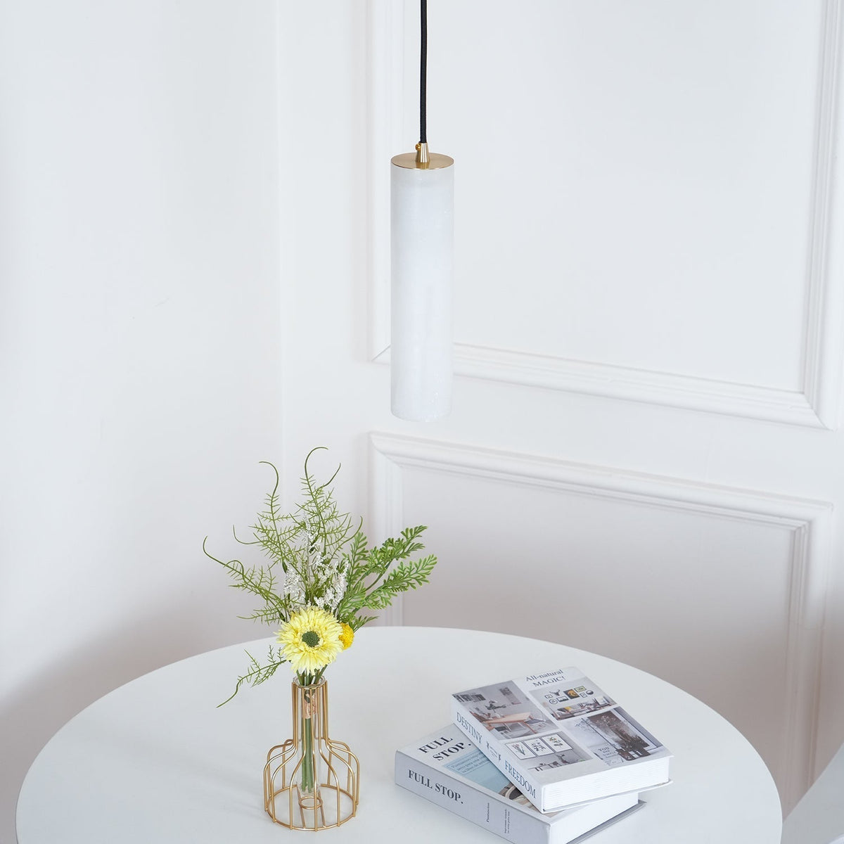 Lunexi Cluster Alabaster Pendant Light