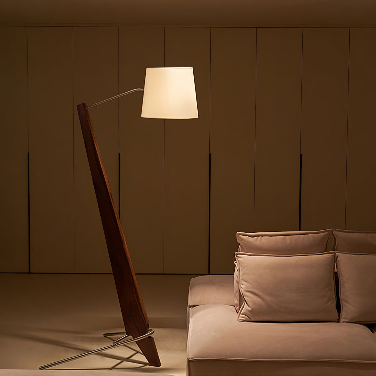 Vyran Wood Fabric Floor Lamp