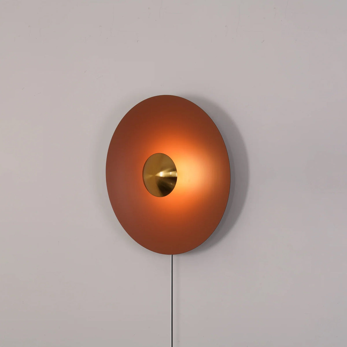 Erlirora Simplicity Glow Plug-in Wall Light