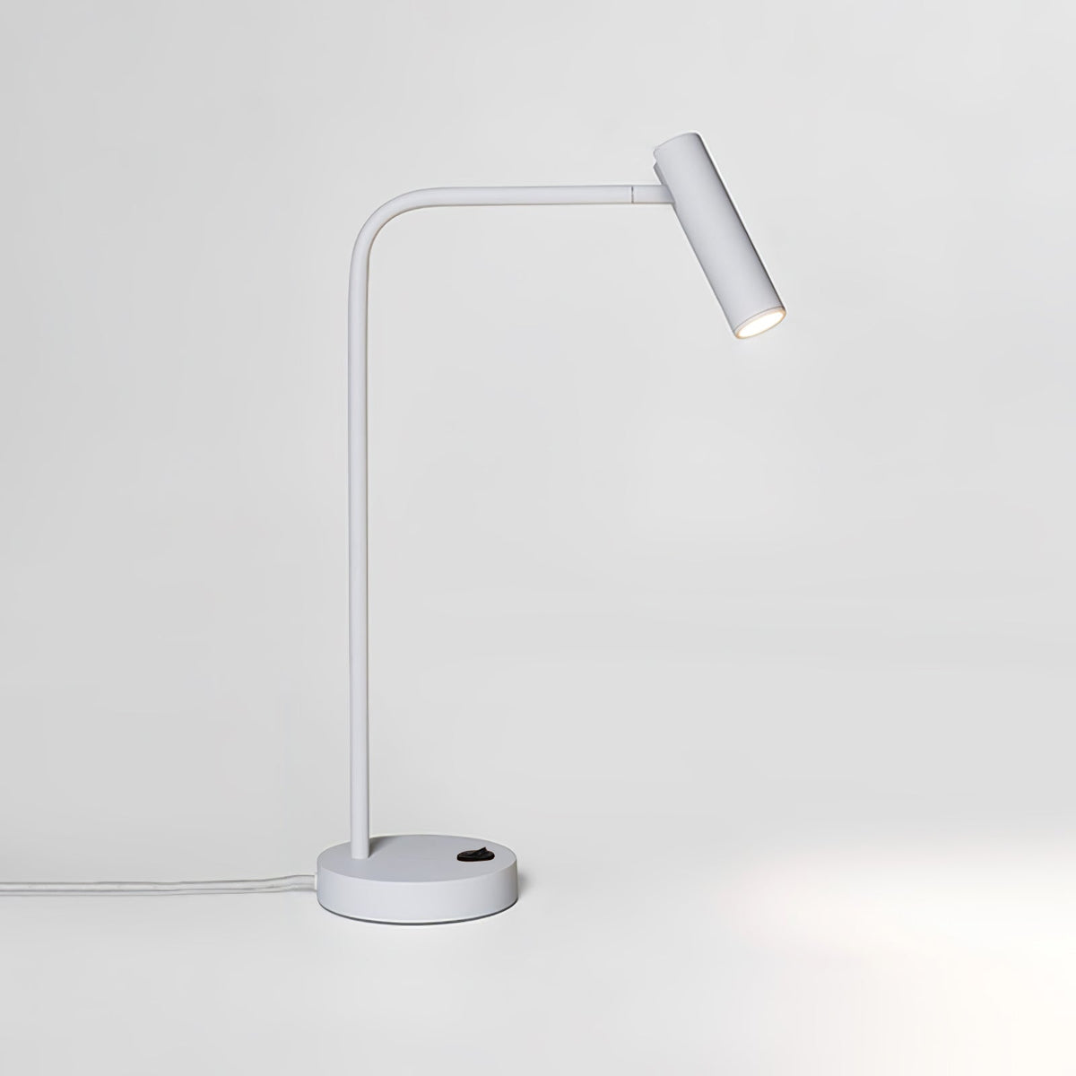 Lumice Miniamlist Table Lamp