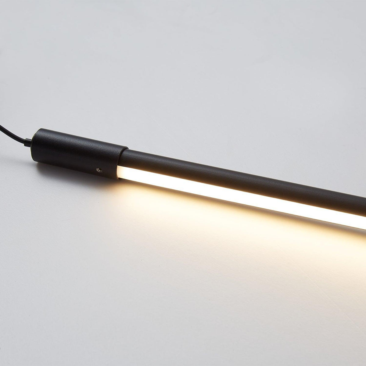 Vedaian Minimalist Floor Lamp