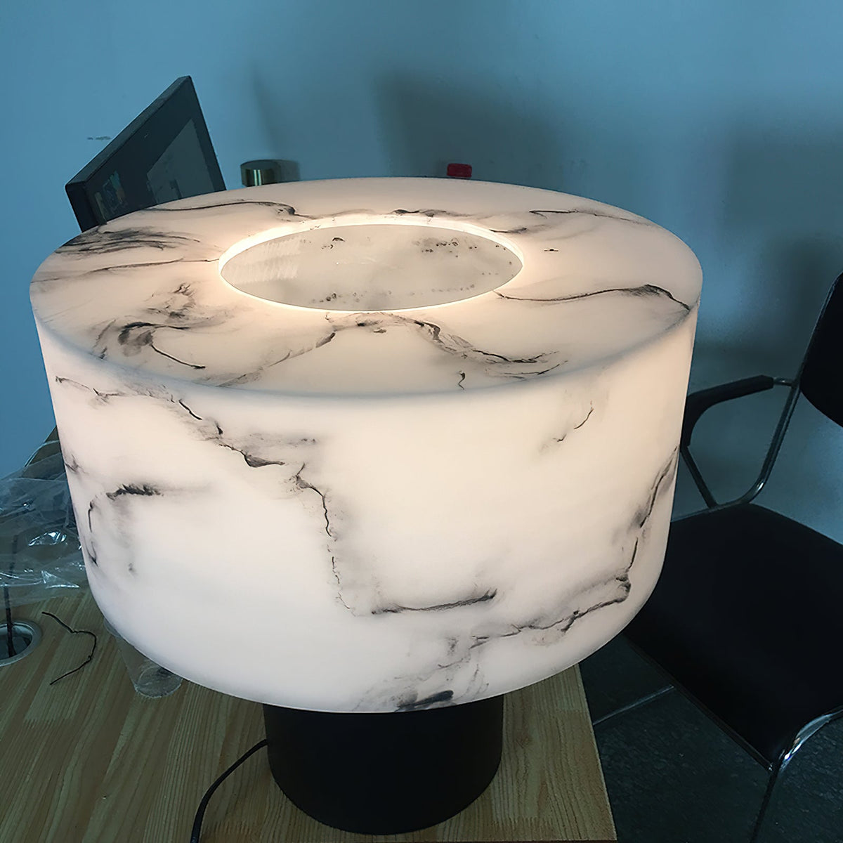 Noriseria Table Lamp
