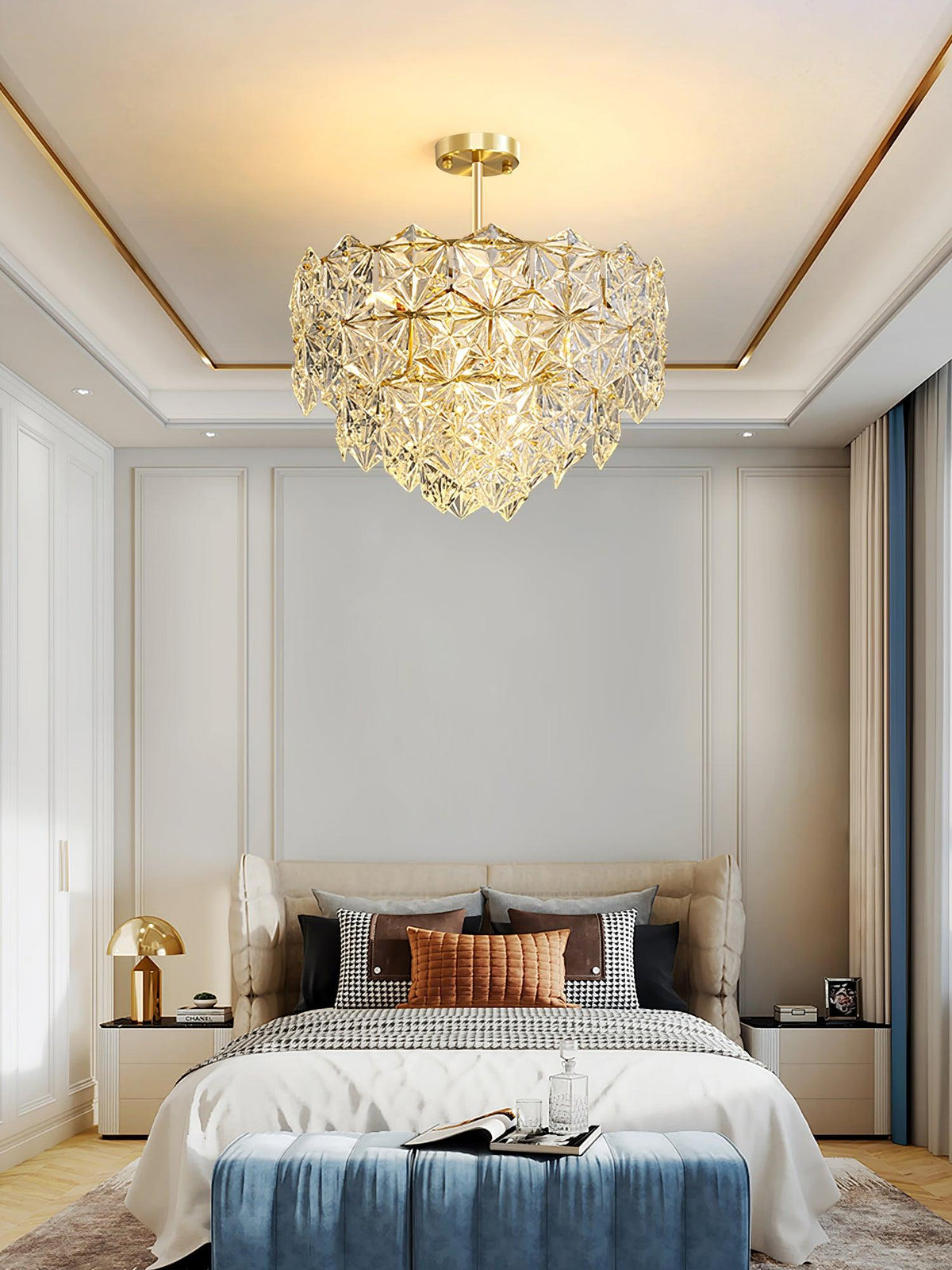 Eirararia Chandelier Snowflake Glass Gold