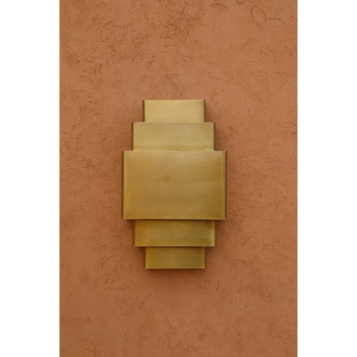 Casaella Brass Wall Lamp