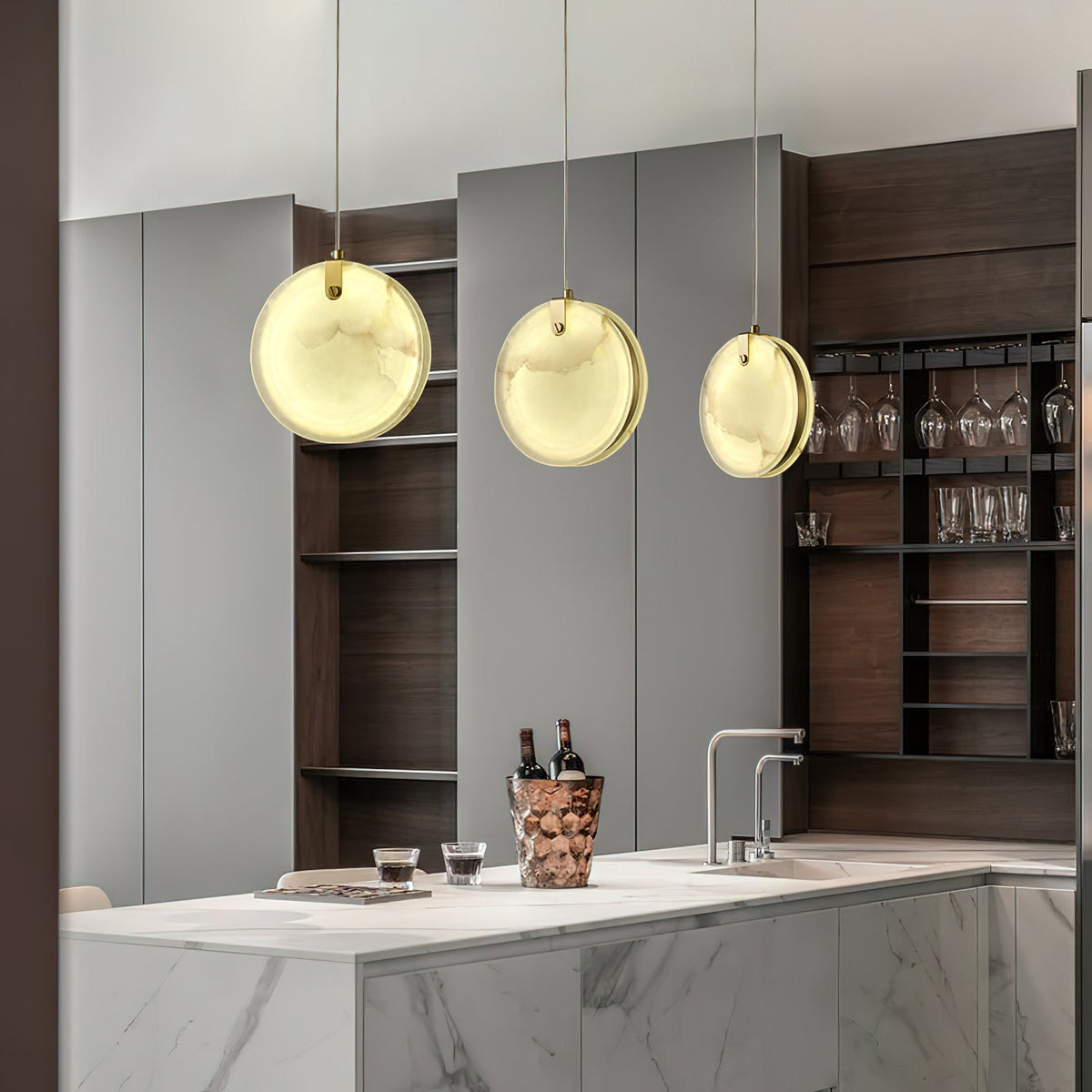 Nivaine Alabaster Pendant Light
