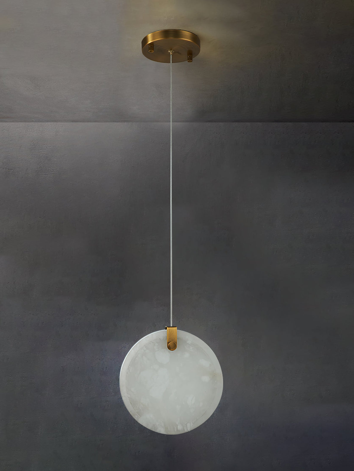 Nivaine Alabaster Pendant Light