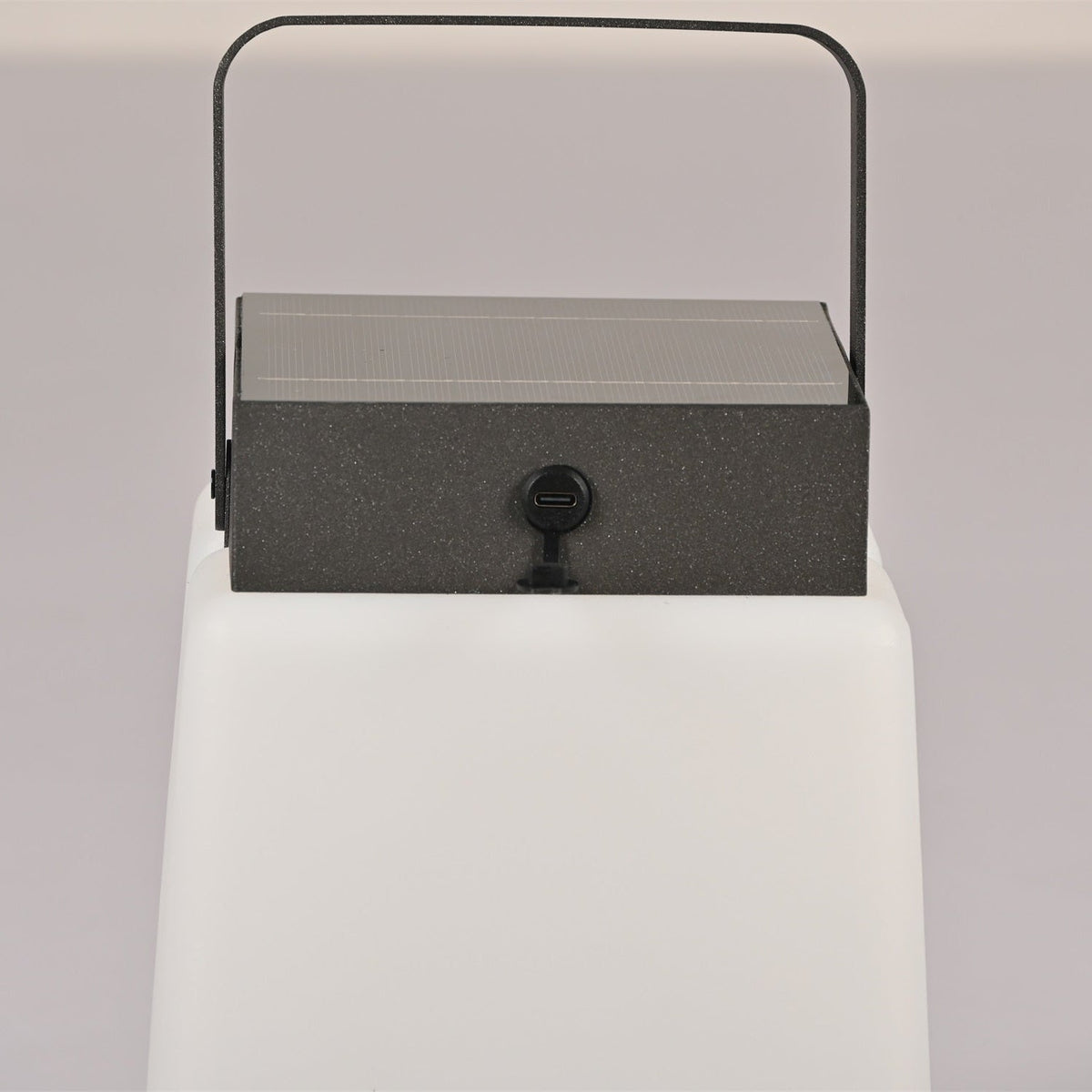Dillon Minimalist PE Outdoor Light