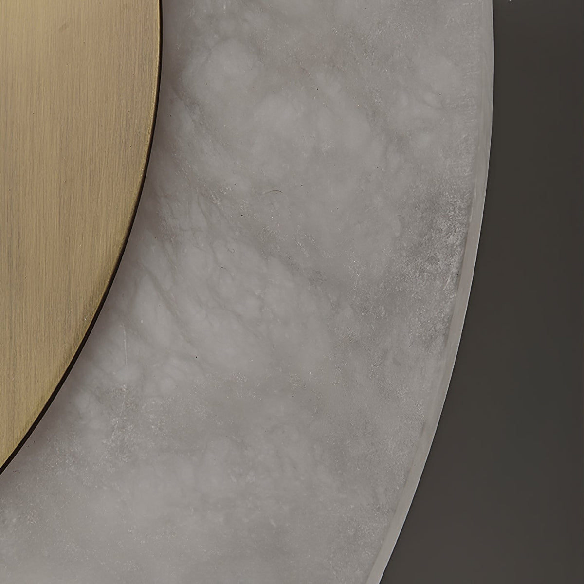 Avenanise Alabaster Wall Light