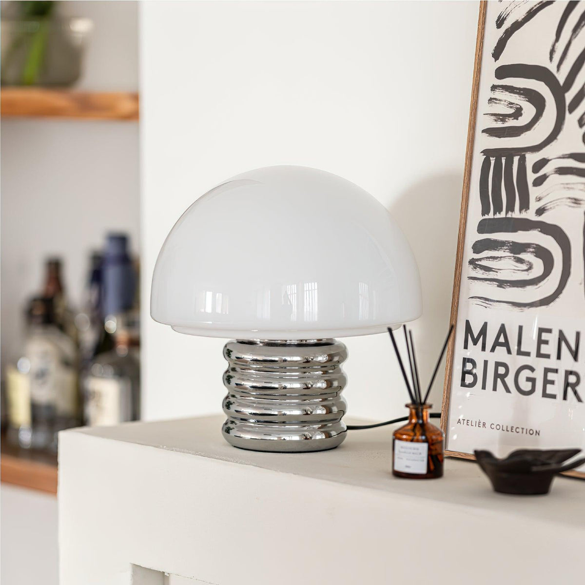 Ortvin Mminimalist Glass Table Lamp