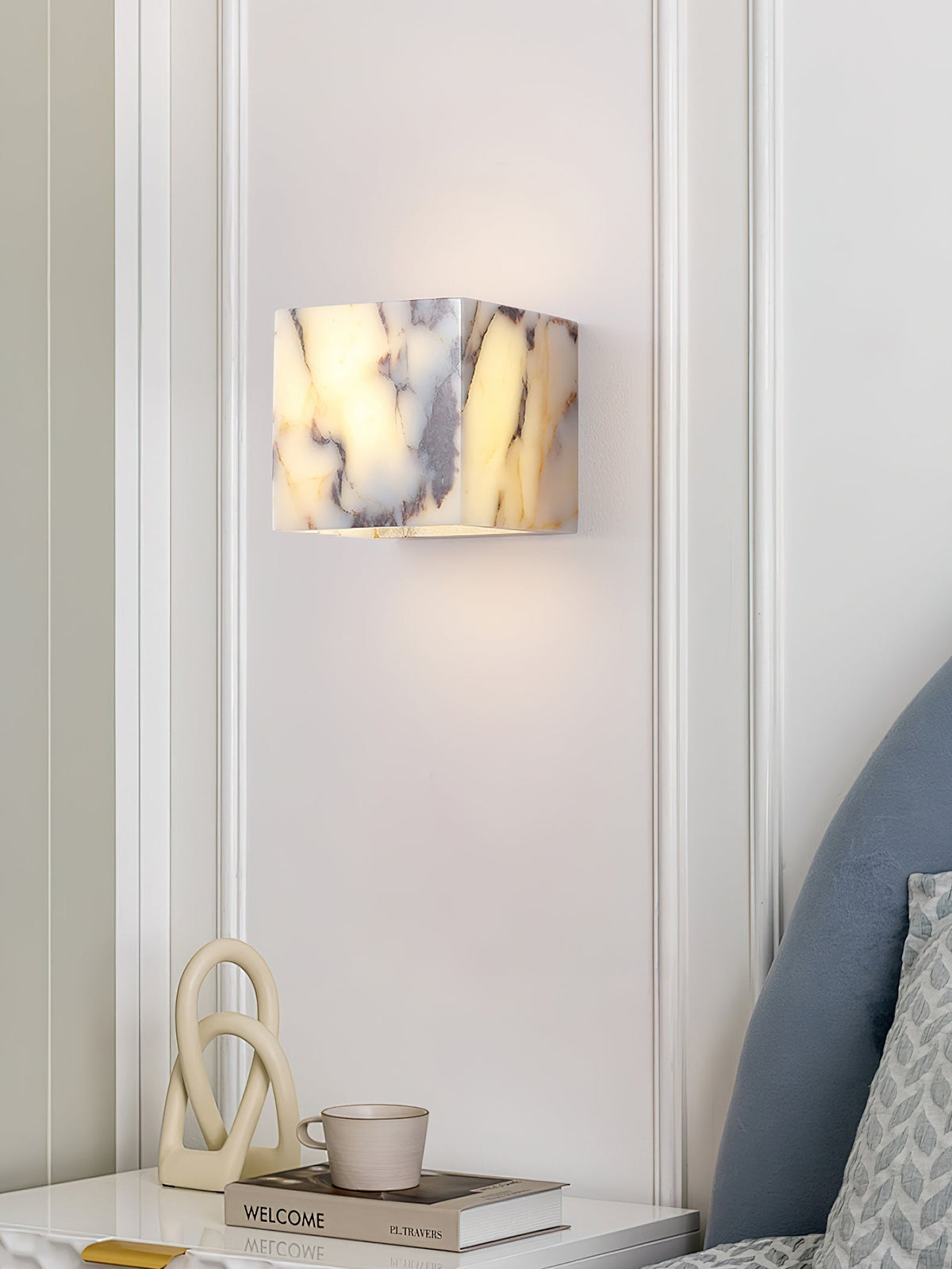 Neranina Marble Wall Lamp