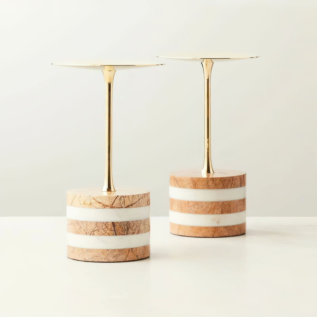 Teriivette Candle Stand