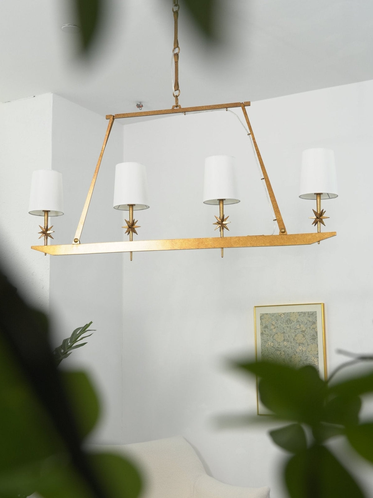 Lynve Brass Elegant Stellar Linear Chandelier