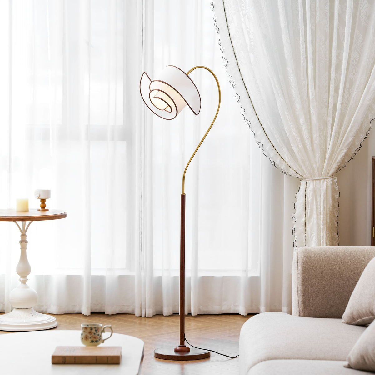 Hasol Curved Neck Floor Lamp