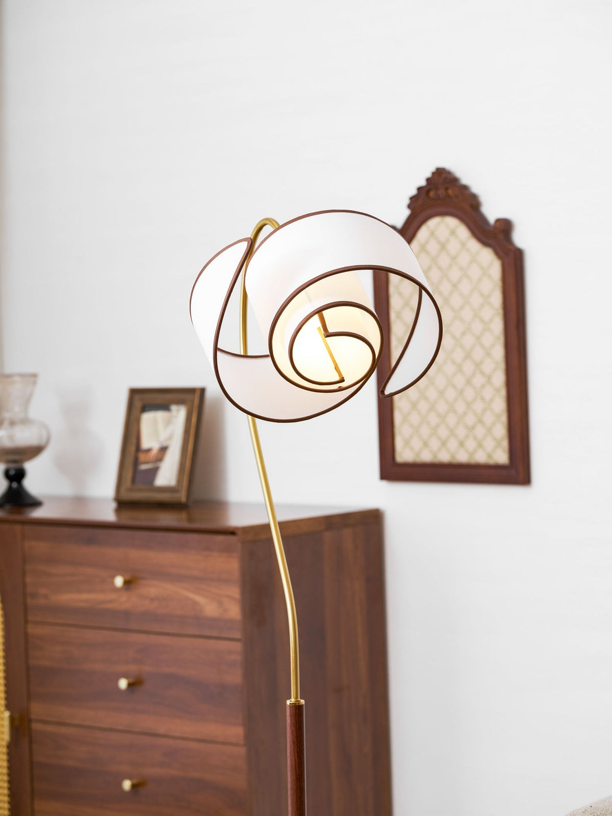 Hasol Curved Neck Floor Lamp