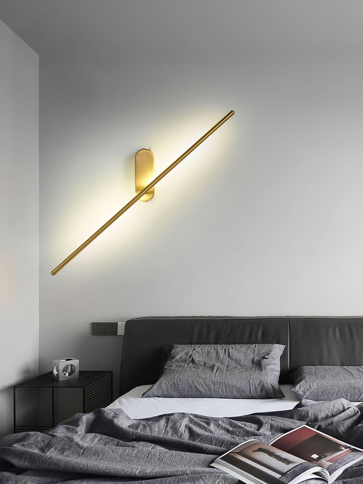 Vrysl Wall Lamp Stick Plug In Minimalist