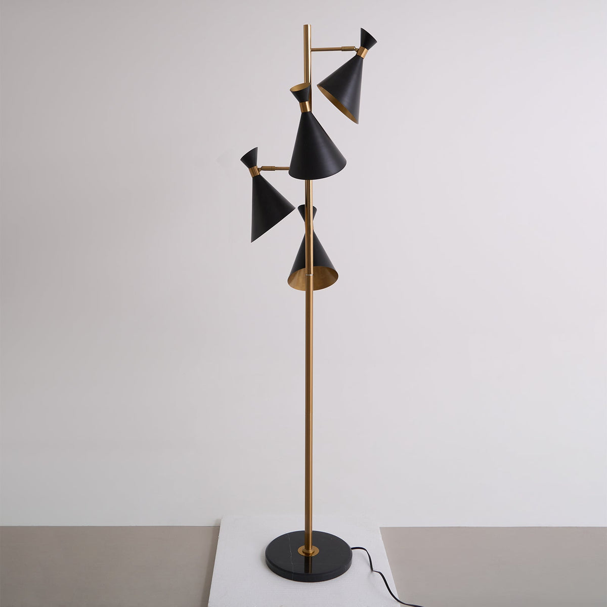 Solineria Gold & Black Marble Floor Lamp