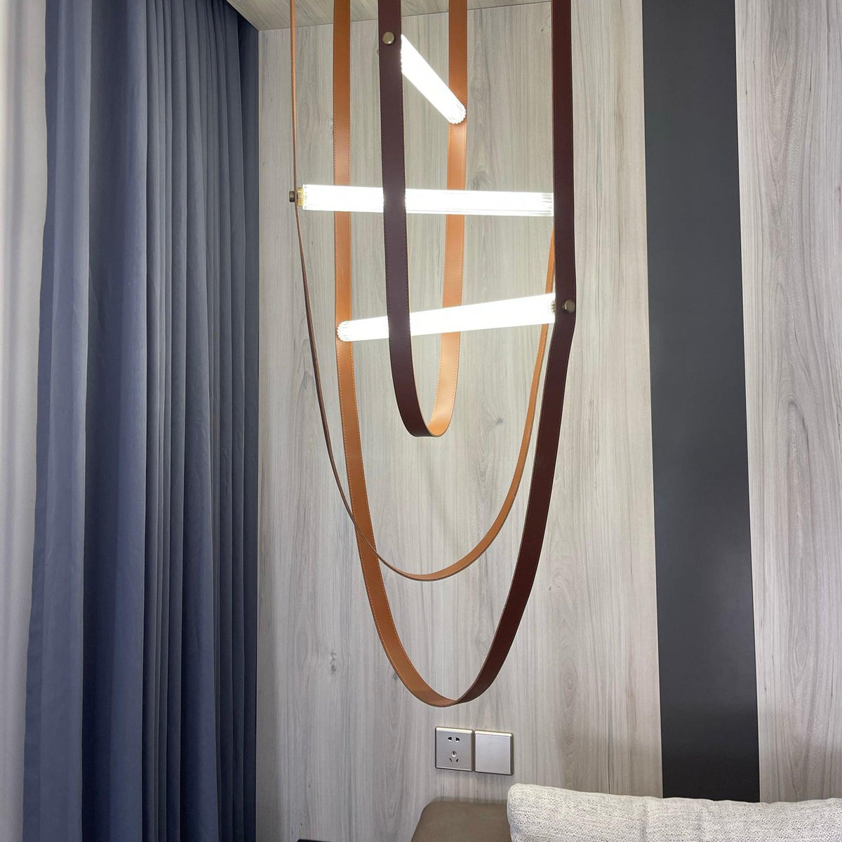 Romilly Pendant Lamp Tracer Belt