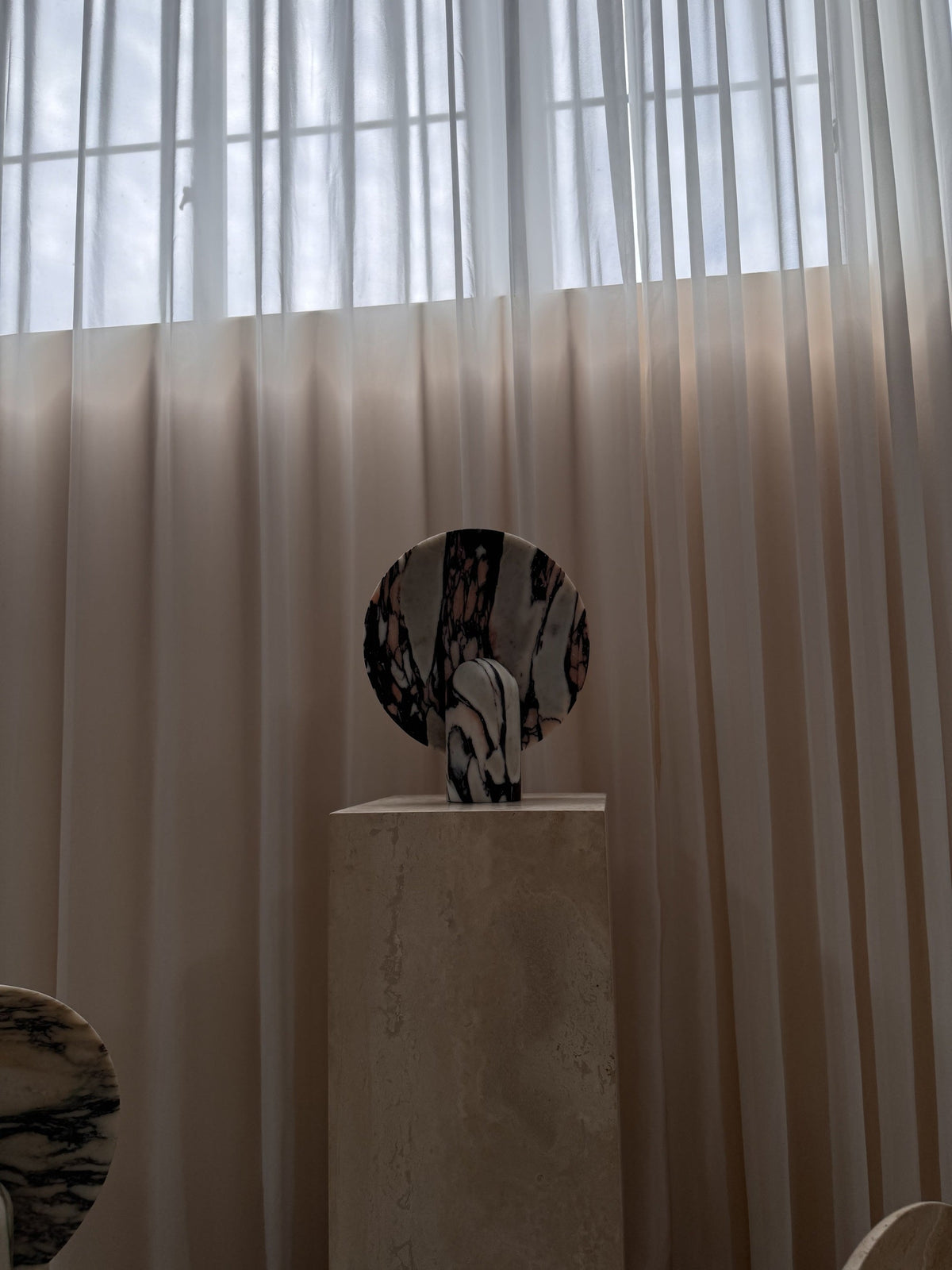 Calelora Table Lamp