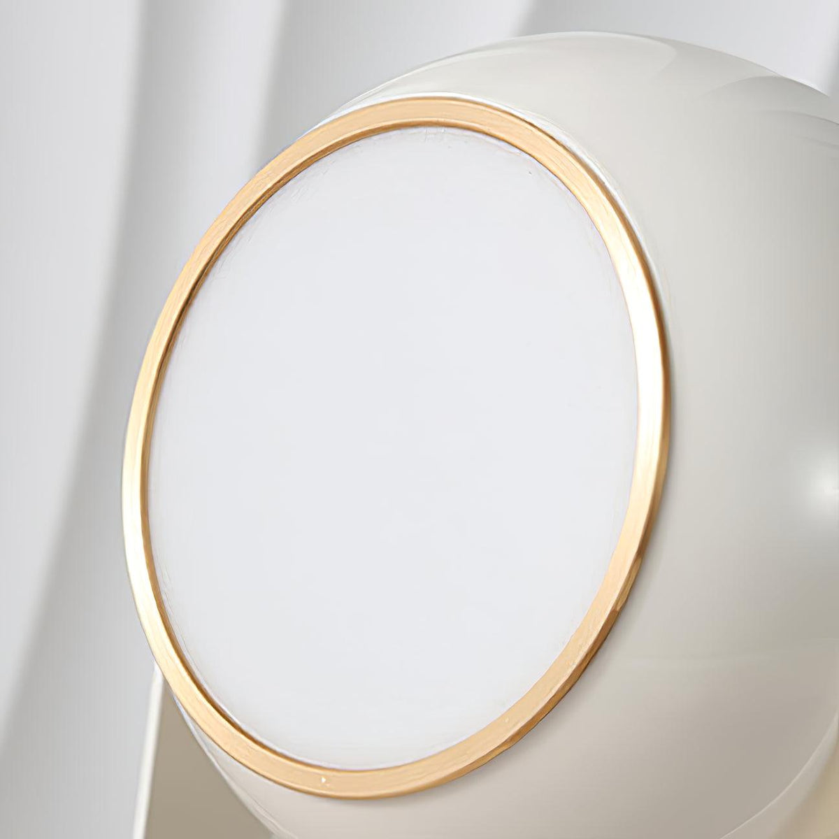 Ulsken Acrylic Minimalist Table Lamp