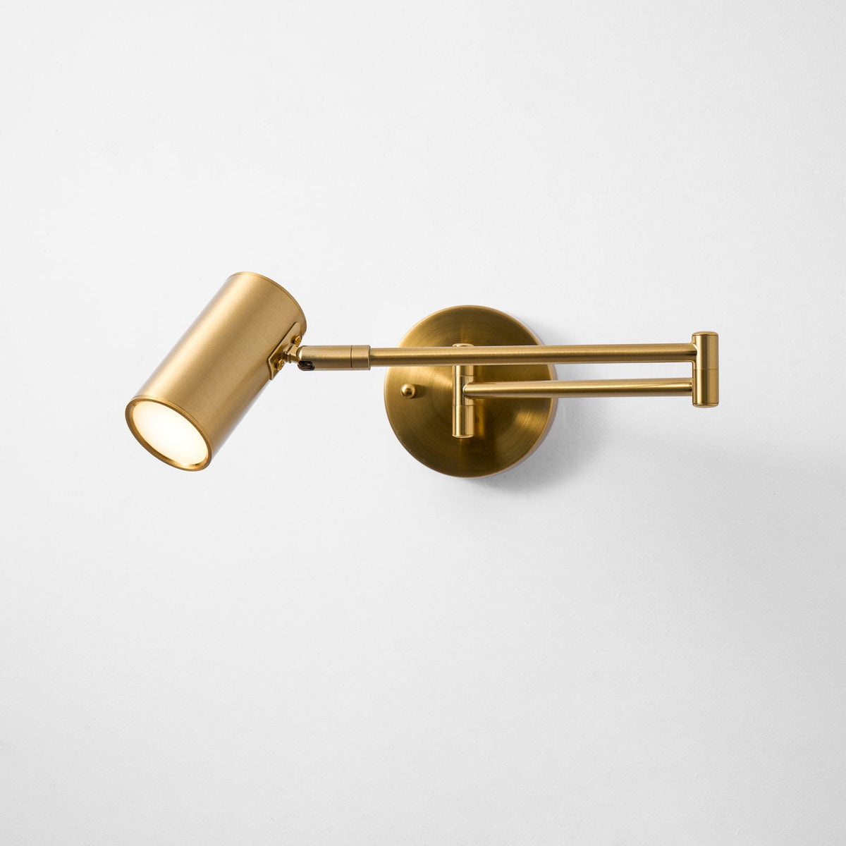 Nedox Arm Indoor Wall Light