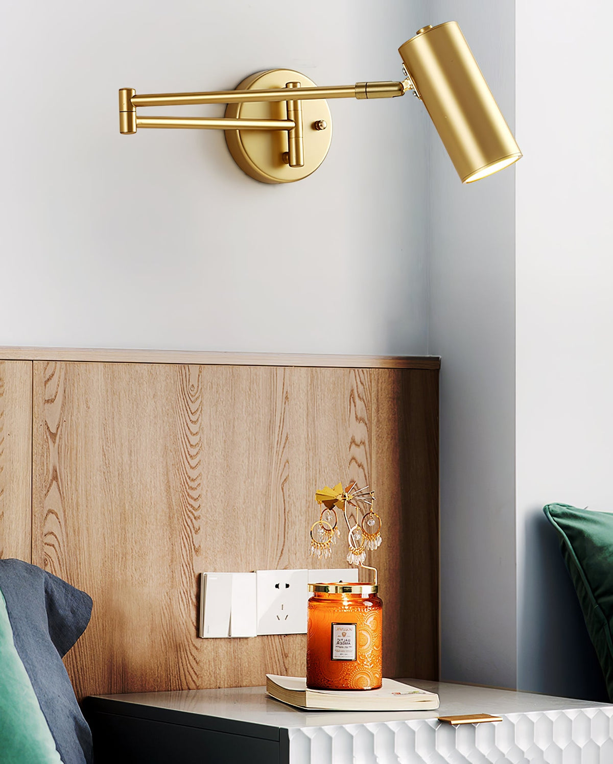 Nedox Arm Indoor Wall Light