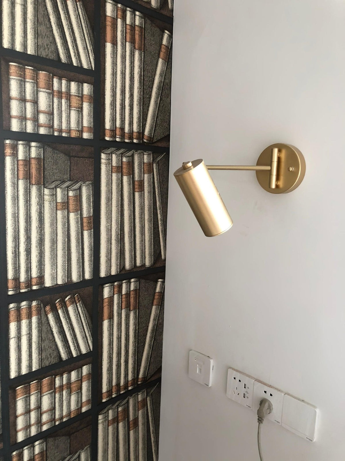 Nedox Arm Indoor Wall Light