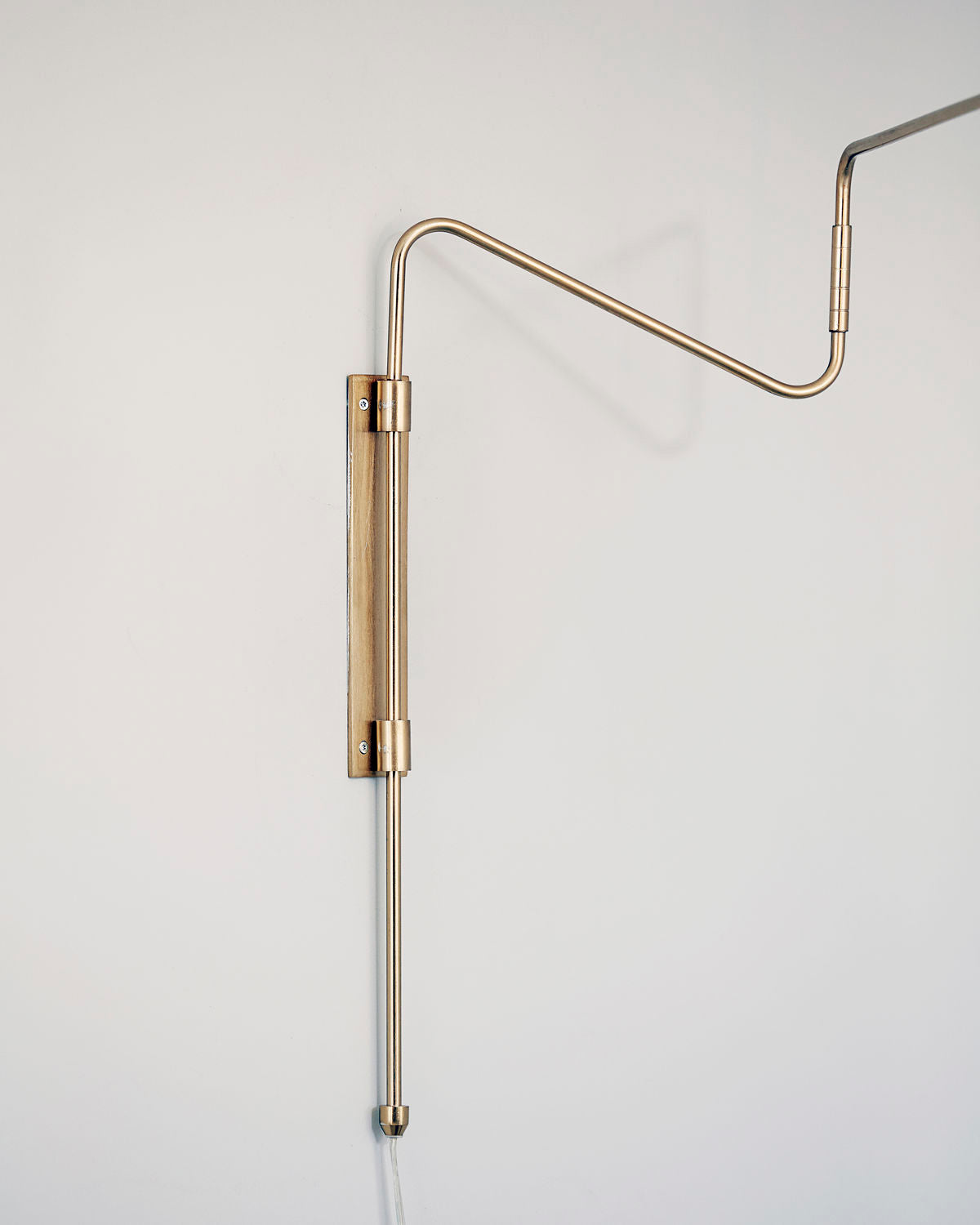Elsoreth Modern Minimalist Swing Wall Lamp