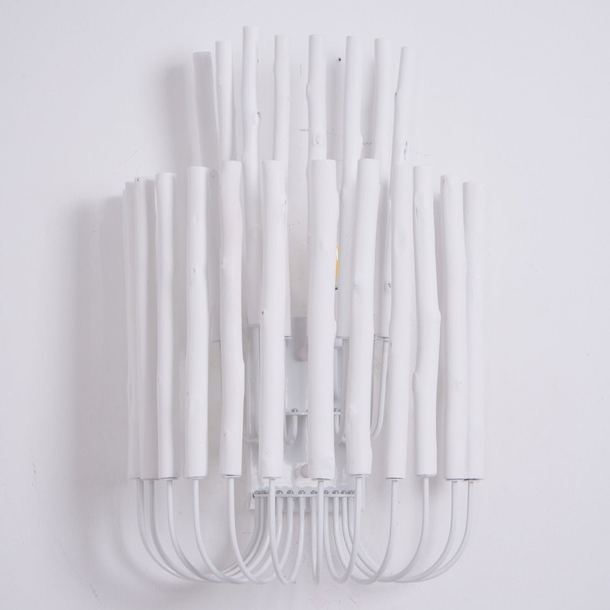 Vasilora Individual Creativity Art Wood Wall Lamp