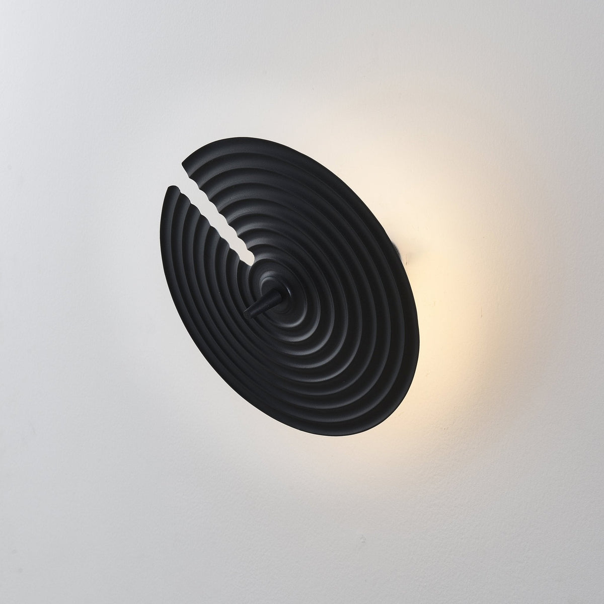 Avvarir Classic Nordic Art Wall Lamp