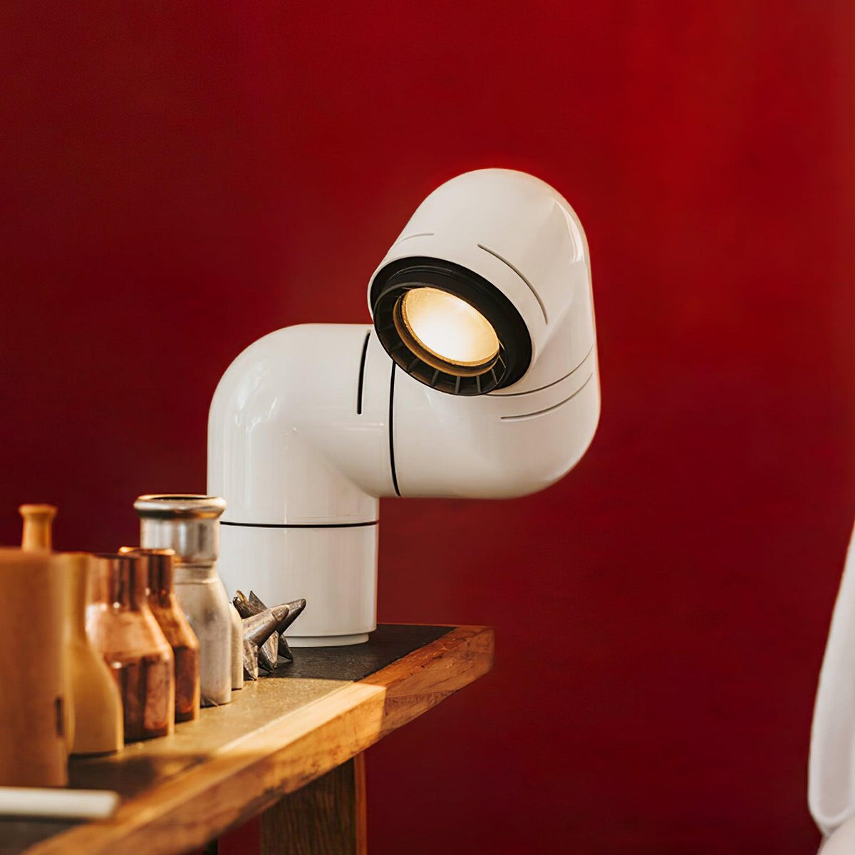 Liorain Resin Playful Table Lamp