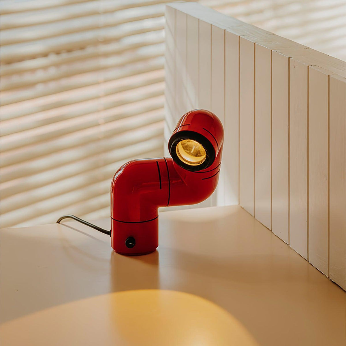 Liorain Resin Playful Table Lamp