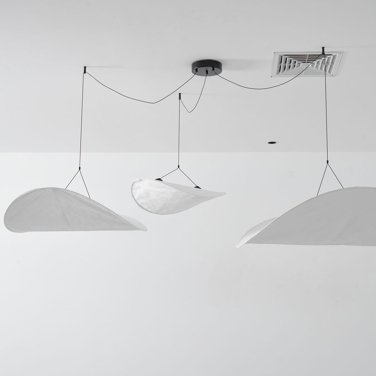 Zomio Tyvek Pendant Light
