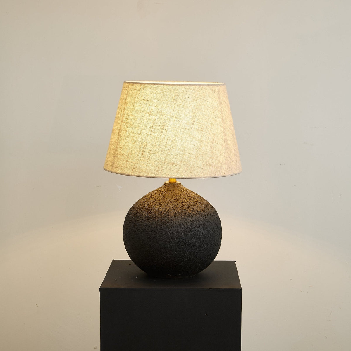 Serena Modern Table Lamp
