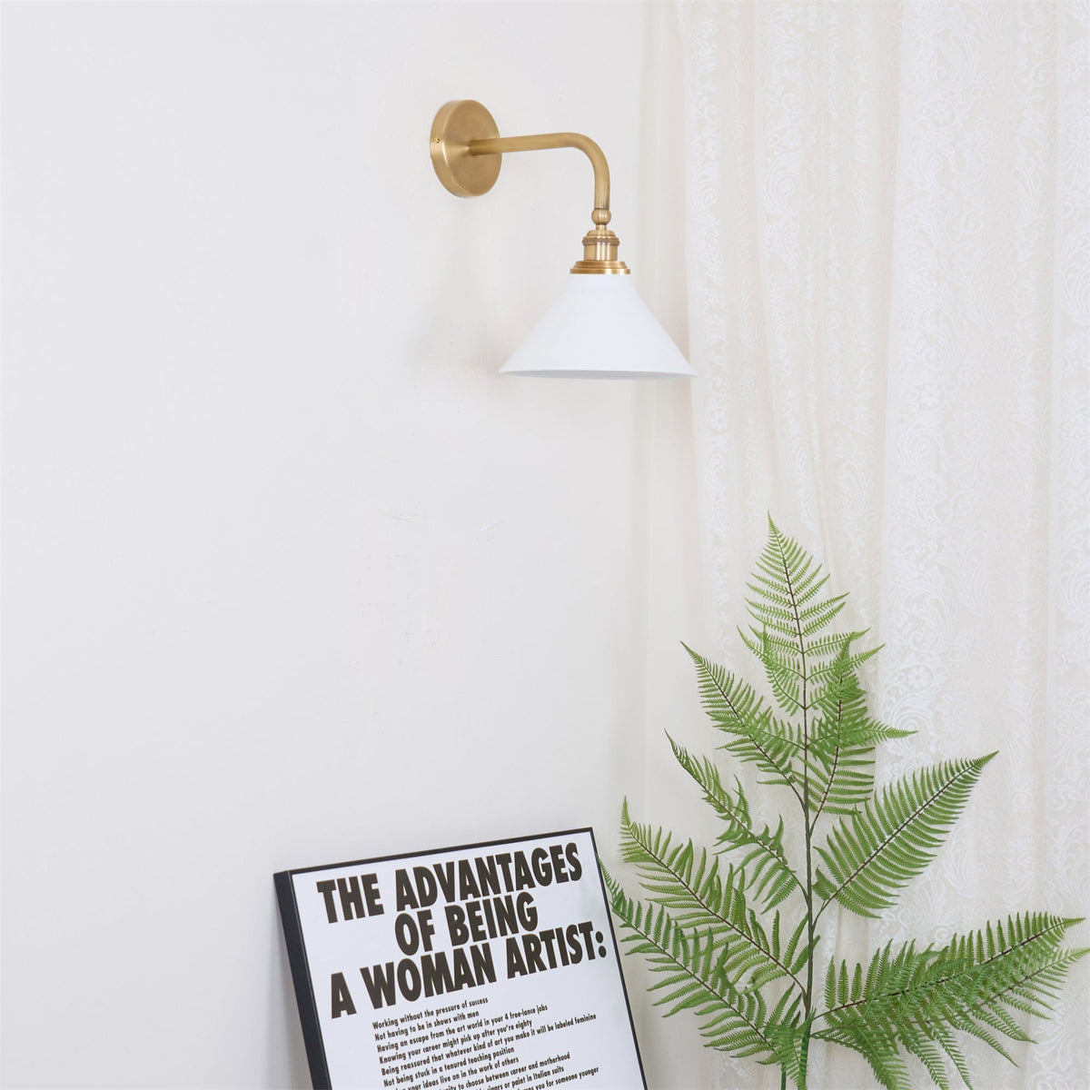 Zaya Minimalist Metal Wall Lamp