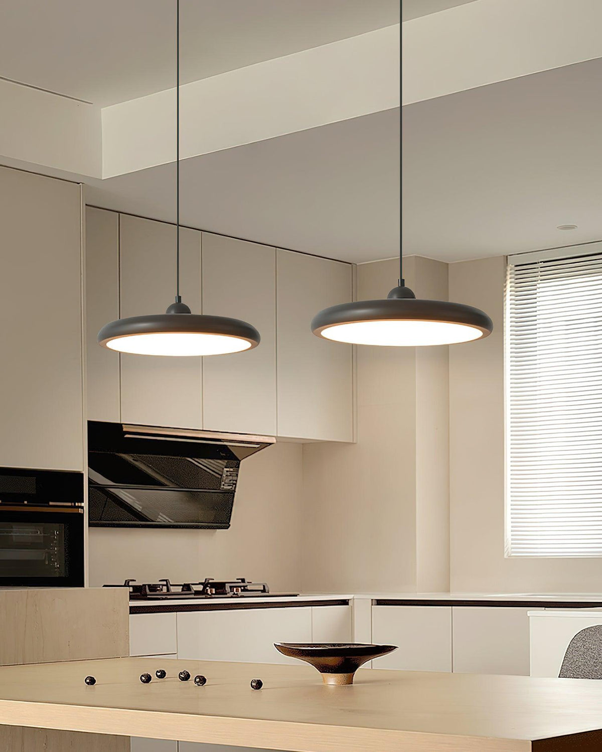 Wynric Brass Glam Pendant Lamp