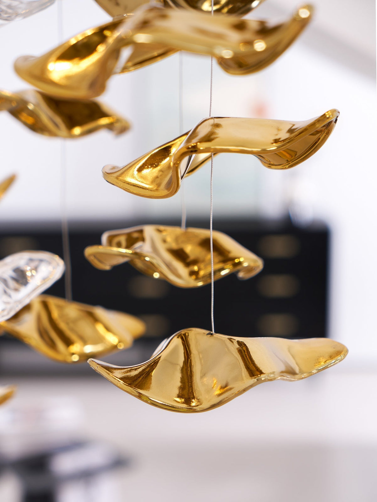 Lisk Luxury Brass Linear Chandelier