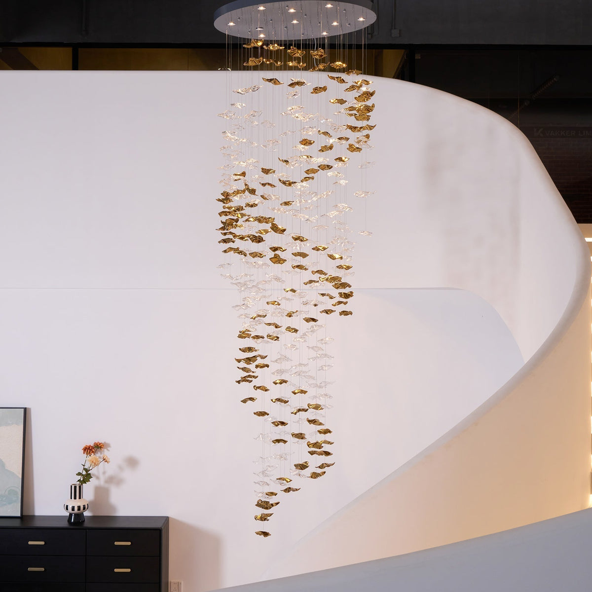 Lisk Luxury Brass Linear Chandelier