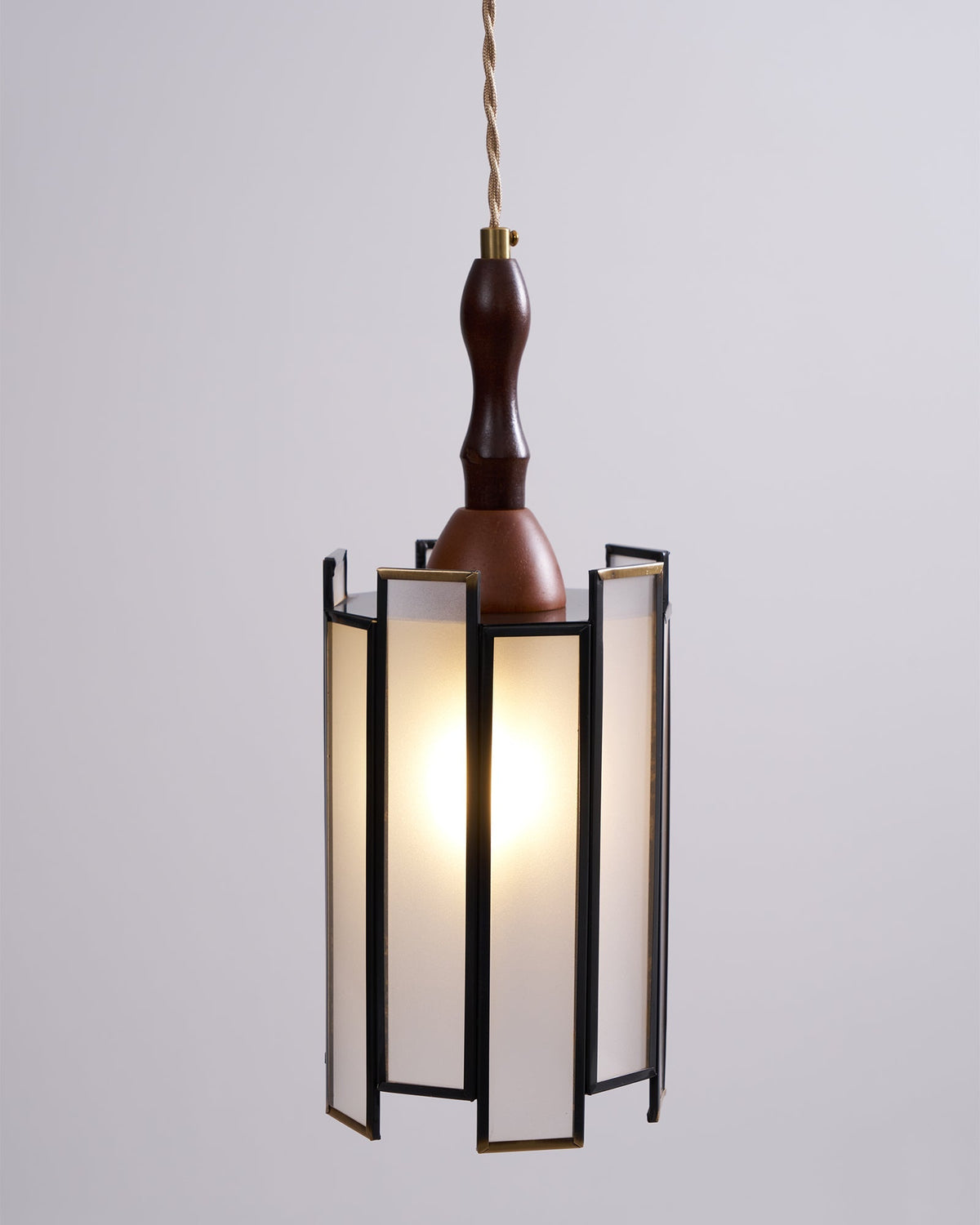 Ebjan Stained Glass Pendant Light