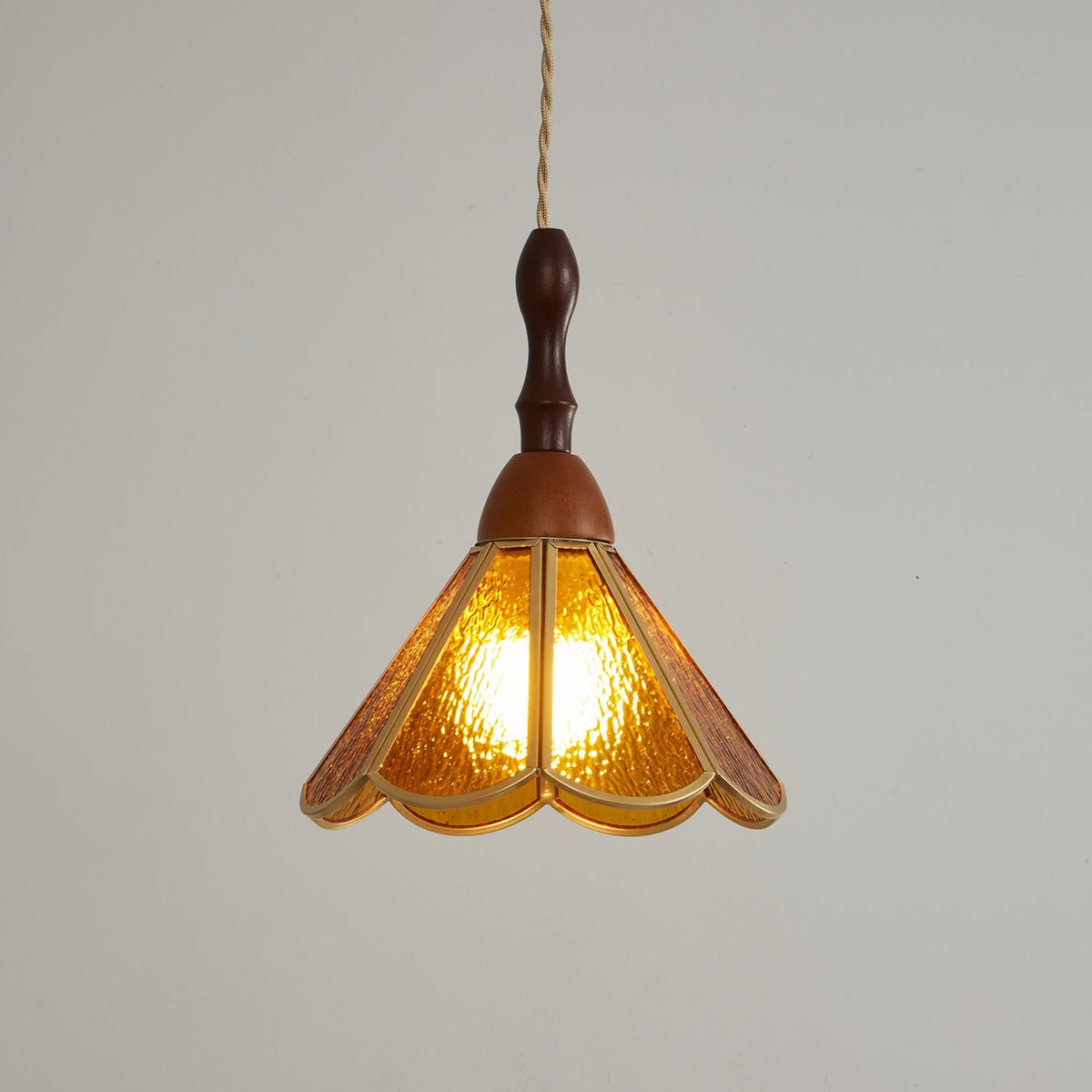 Ebjan Stained Glass Pendant Light
