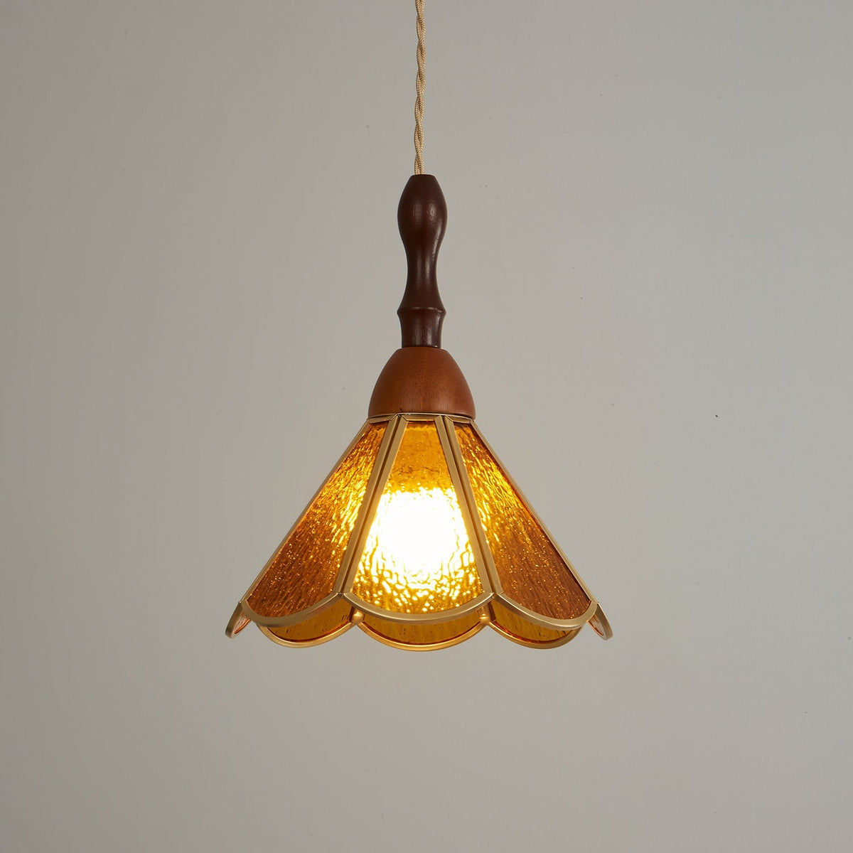 Ebjan Stained Glass Pendant Light