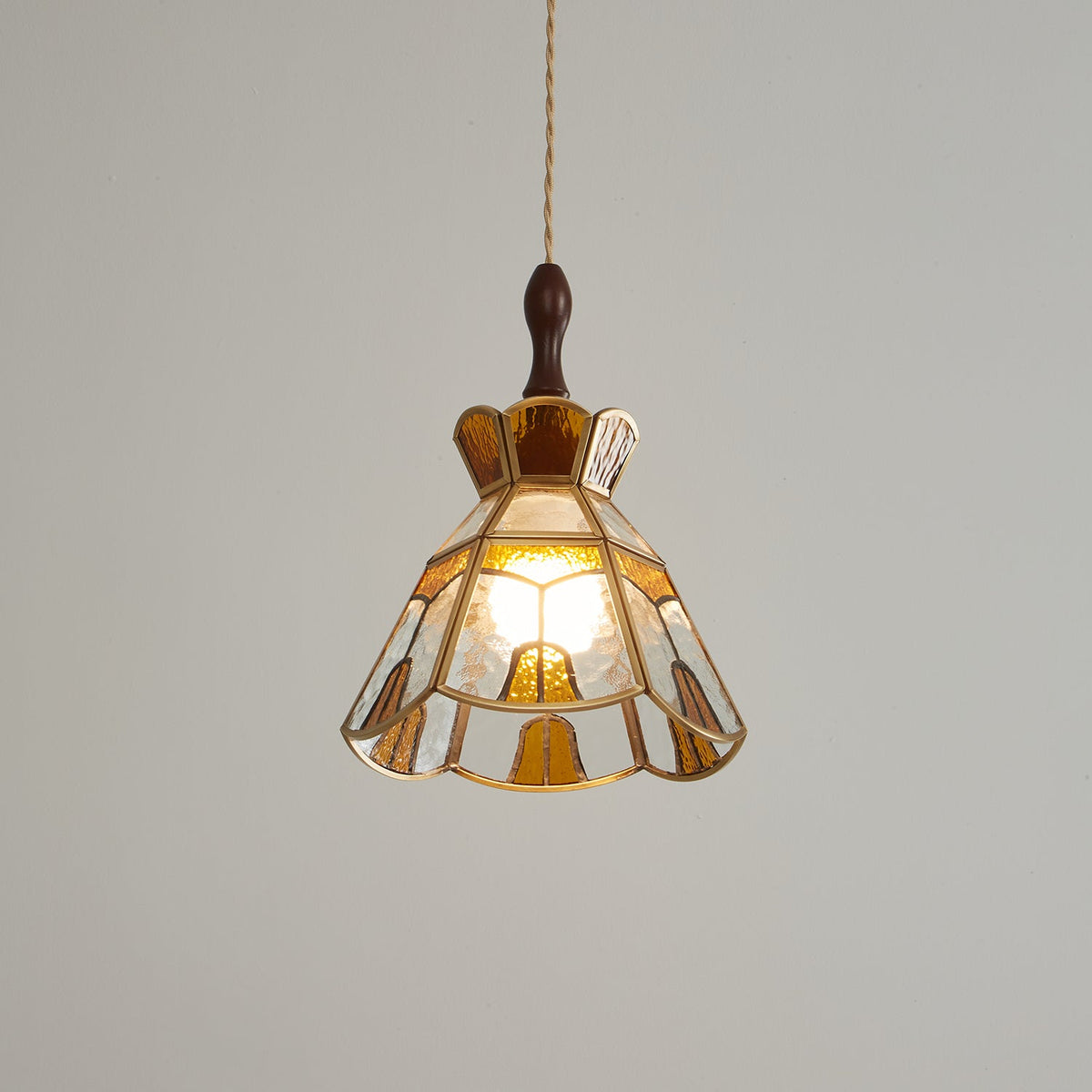 Ebjan Stained Glass Pendant Light