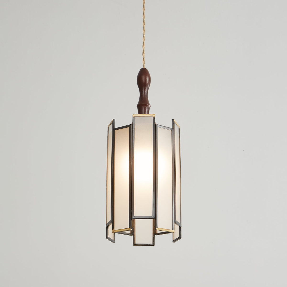 Ebjan Stained Glass Pendant Light